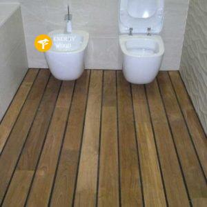 туалетная комната в тике